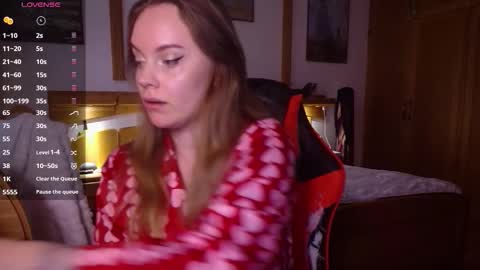 Lana online show from 9, 2, 2026