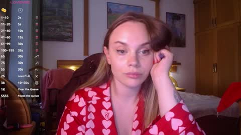 Snapshot of wet_lana chatting on 28, 4, 2026 Lana online show from 28, 4, 2026