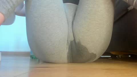wet_pants2022 online show from 6, 7, 2026