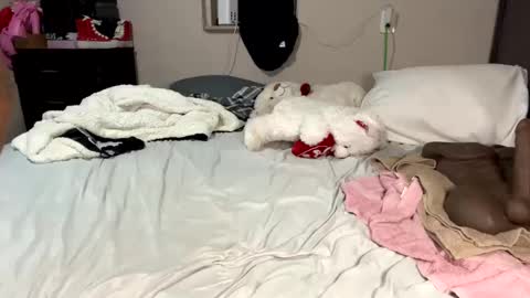 SheSquirts online show from 12, 1, 2025