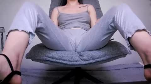Beatrice Moan from LovenseWet from Tip MenuOpen for Private online show from 17, 5, 2026