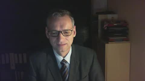 Franz online show from 1, 2, 2025
