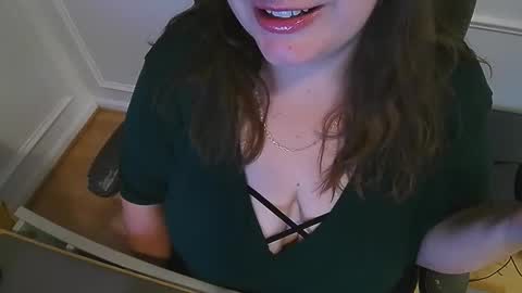Snapshot of wetwordsonly chatting on 26, 9, 2025 WetWordsOnly online show from 26, 9, 2025