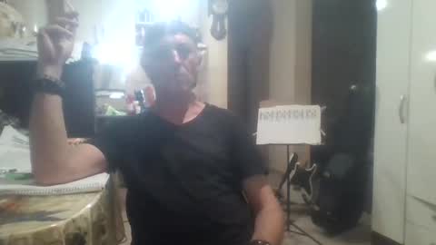 wg_colbert_noir online show from 15, 10, 2025