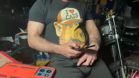 whackingmywilly online show from 4, 4, 2026