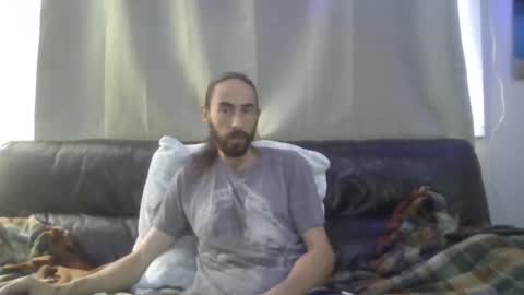 Snapshot of whaler84 chatting on 18, 12, 2025 Whaler84 online show from 18, 12, 2025