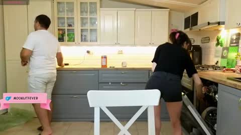 Victoria Maria online show from 4, 8, 2026