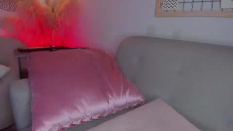 Sara  online show from 8, 1, 2025