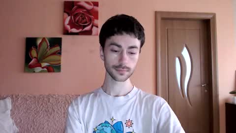 Snapshot of white_sport chatting on 25, 11, 2025 Tom online show from 25, 11, 2025