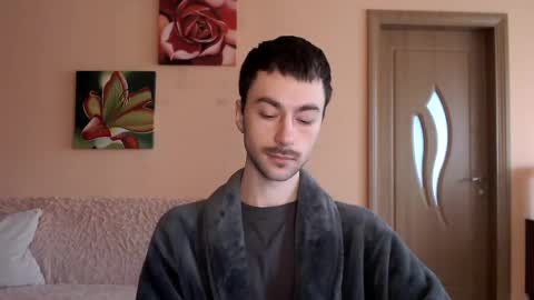 Tom online show from 21, 4, 2026