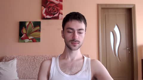 Snapshot of white_sport chatting on 4, 6, 2026 Tom online show from 4, 6, 2026