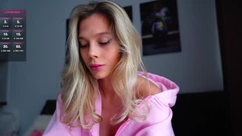 Snapshot of whitebanny chatting on 6, 2, 2025 Kate online show from 6, 2, 2025