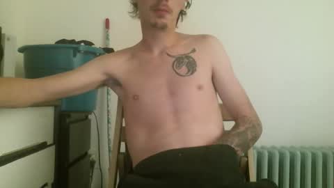 whiteboyslim21 online show from 1, 12, 2025