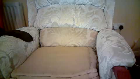 whitebriefs009 online show from 24, 11, 2025