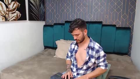 Dylan white online show from 13, 2, 2025