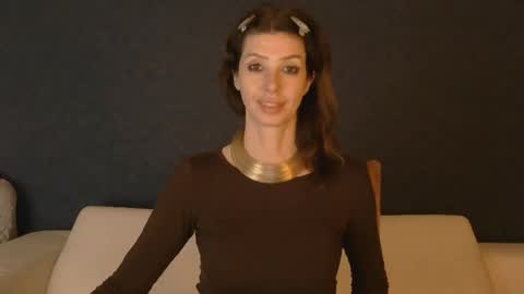 White Queen online show from 13, 9, 2025