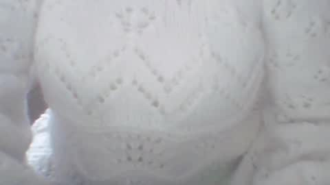 Snapshot of whitesweater chatting on 4, 12, 2024 whitesweater online show from 4, 12, 2024