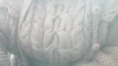 Snapshot of whitesweater chatting on 12, 2, 2025 whitesweater online show from 12, 2, 2025