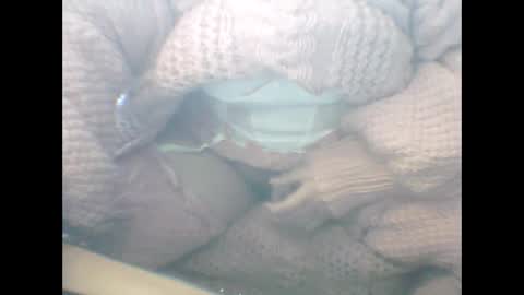 Snapshot of whitesweater chatting on 12, 2, 2025 whitesweater online show from 12, 2, 2025