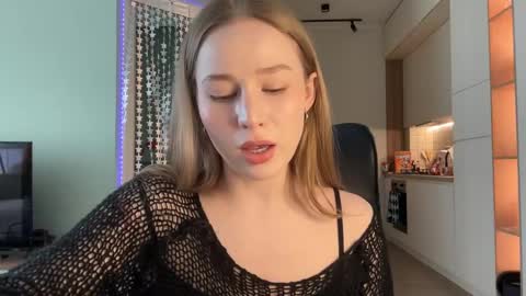 Alisa online show from 20, 1, 2025