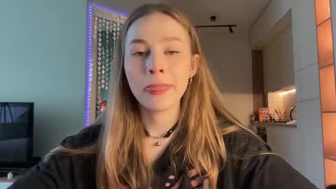 Alisa online show from 21, 1, 2025