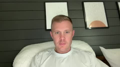 Snapshot of whoops1017 chatting on 10, 9, 2025 whoops1017 online show from 10, 9, 2025