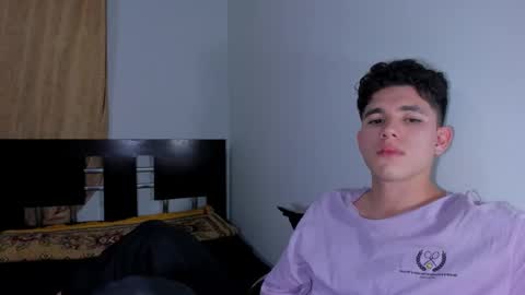 whos_he online show from 1, 12, 2025