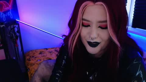 Snapshot of wickedxqueen chatting on 23, 5, 2026 Laura online show from 23, 5, 2026