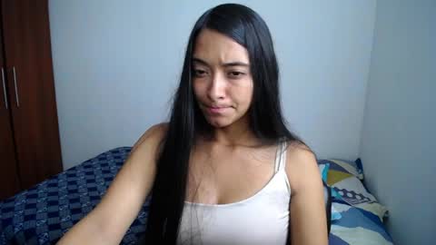 Snapshot of wifhot chatting on 12, 5, 2026 Ilauren online show from 12, 5, 2026