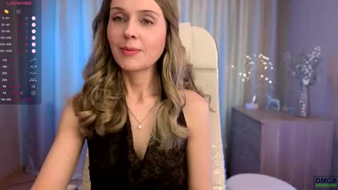 Snapshot of wild_berrrie chatting on 27, 4, 2026 Alice online show from 27, 4, 2026