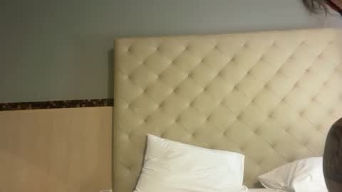 wild_bigcock23 online show from 19, 4, 2026