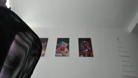 Devon and Chloe online show from 1, 3, 2025