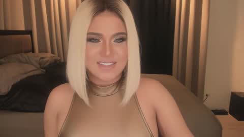 Snapshot of wildbelladonnats chatting on 3, 12, 2024 BELLA online show from 3, 12, 2024