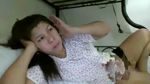 Snapshot of wildbrownchick69 chatting on 3, 2, 2025 WildChick online show from 3, 2, 2025