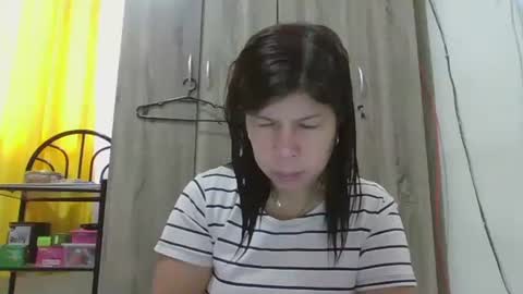 Snapshot of wildbrownchick69 chatting on 27, 2, 2025 WildChick online show from 27, 2, 2025