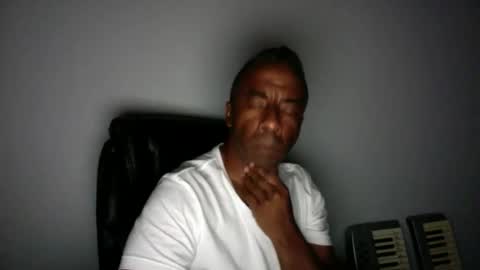 Snapshot of wildnight007 chatting on 25, 5, 2026 wildnight007 online show from 25, 5, 2026