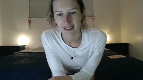 WildRose L - check my Pinned tweet if you dont see me online within 5 minutes after Ive sent email notifications online show from 7, 2, 2025