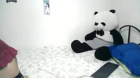 Snapshot of wildtightass chatting on 14, 2, 2025 Rhean online show from 14, 2, 2025