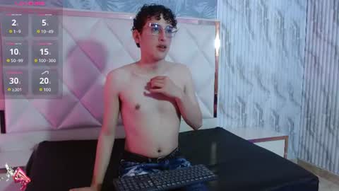 Snapshot of will_tay1 chatting on 24, 7, 2026 WILL online show from 24, 7, 2026