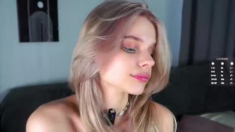 Snapshot of willalwaysloveyouuuuu chatting on 8, 3, 2025 Eva online show from 8, 3, 2025