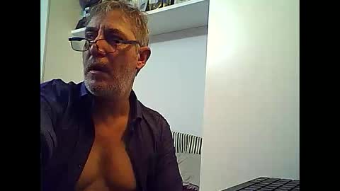 Snapshot of willfire71 chatting on 4, 1, 2025 Willfire71 online show from 4, 1, 2025