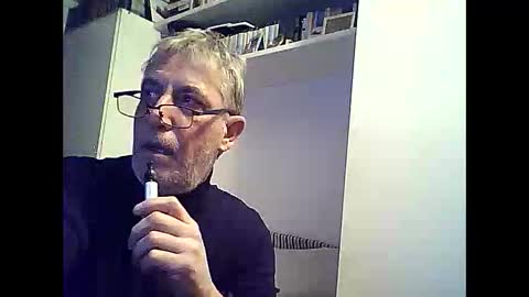 Snapshot of willfire71 chatting on 12, 1, 2025 Willfire71 online show from 12, 1, 2025