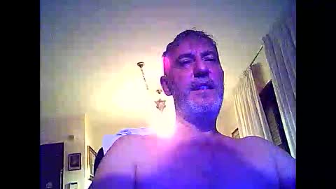 Snapshot of willfire71 chatting on 23, 10, 2025 Willfire71 online show from 23, 10, 2025