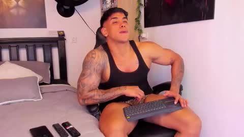 Snapshot of william_dracko9 chatting on 11, 10, 2025 Dracko online show from 11, 10, 2025