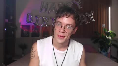 Snapshot of william_henry_a chatting on 7, 5, 2026 William online show from 7, 5, 2026