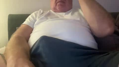 willieb777 online show from 13, 10, 2025