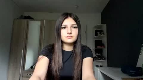 Mari online show from 8, 7, 2026