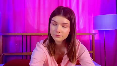 Vicki3 online show from 19, 3, 2026