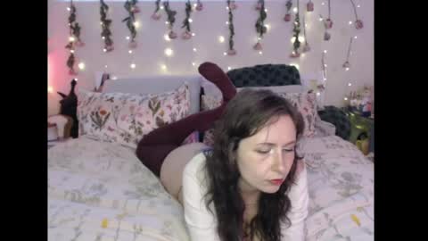 Snapshot of wingardiumleveveosa chatting on 22, 4, 2026 Eevie online show from 22, 4, 2026