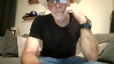 wingnutt765733 online show from 3, 2, 2026